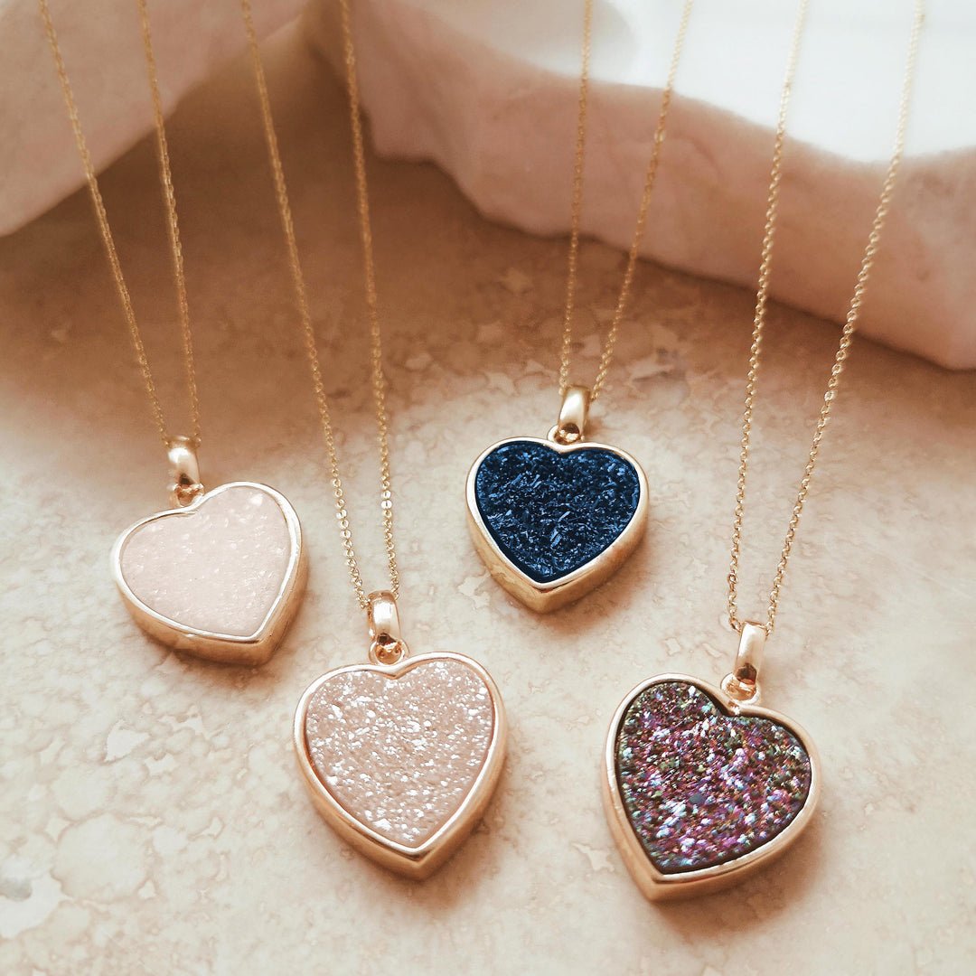 ¿CÓMO CUIDAR TU JOYERÍA CON PIEDRAS NATURALES?