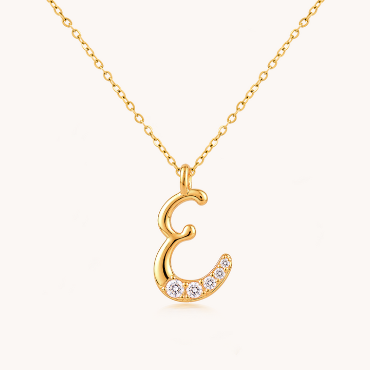 COLLAR INICIAL E
