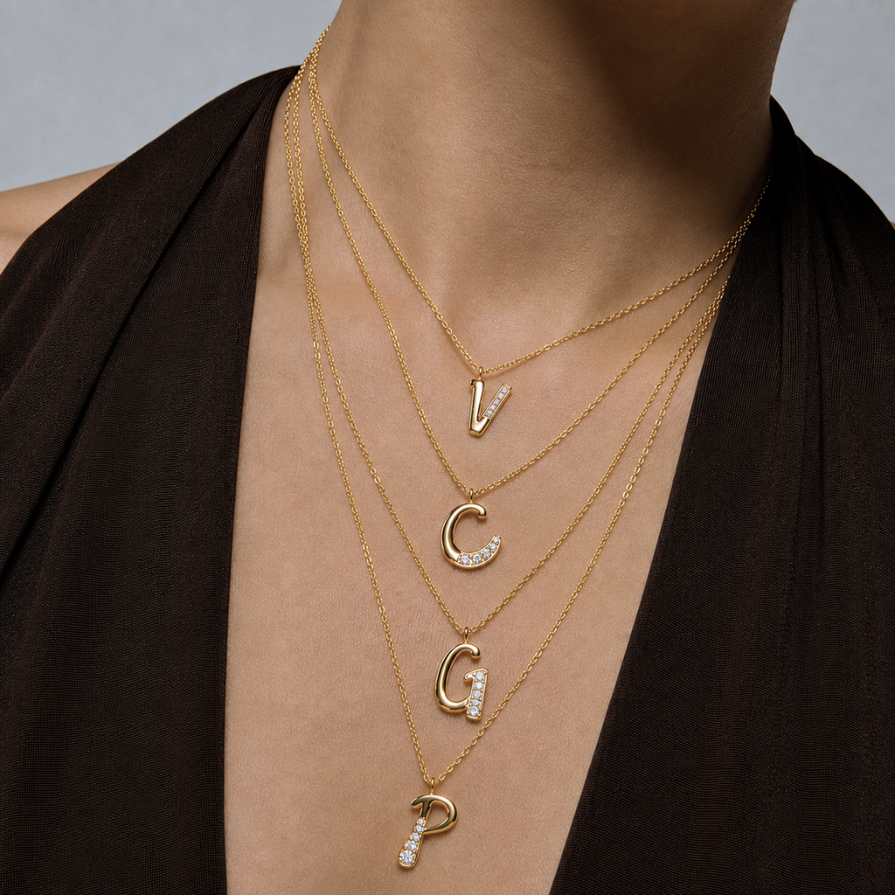 COLLAR INICIAL V