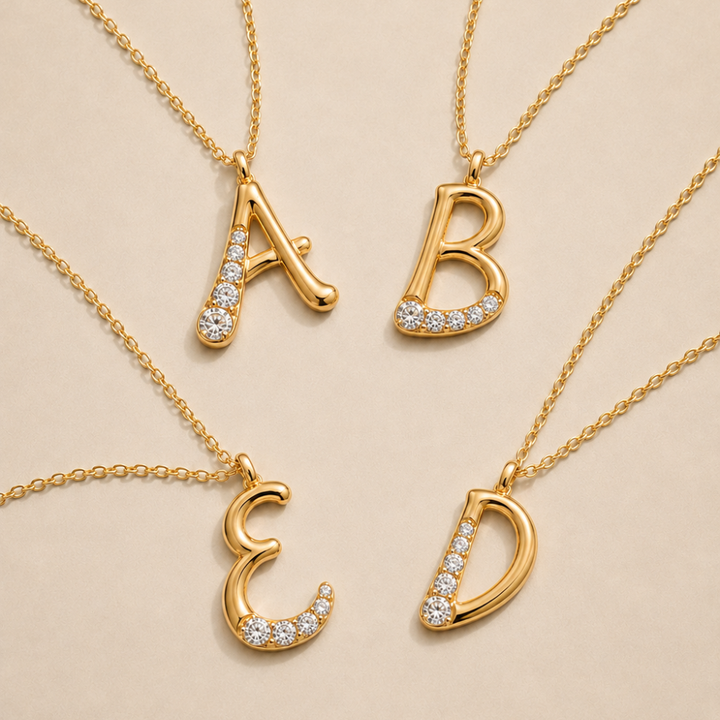 COLLAR INICIAL E